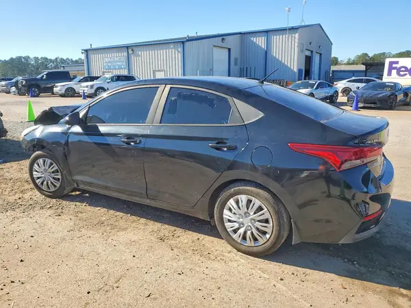 3KPC24A39JE033059 2018 HYUNDAI ACCENT - Image 2