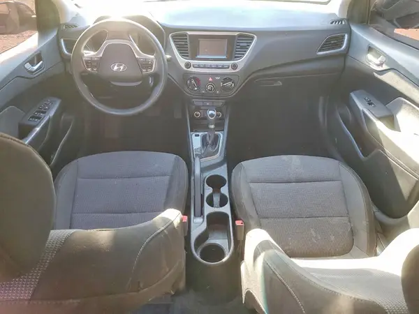 3KPC24A39JE033059 2018 HYUNDAI ACCENT - Image 8