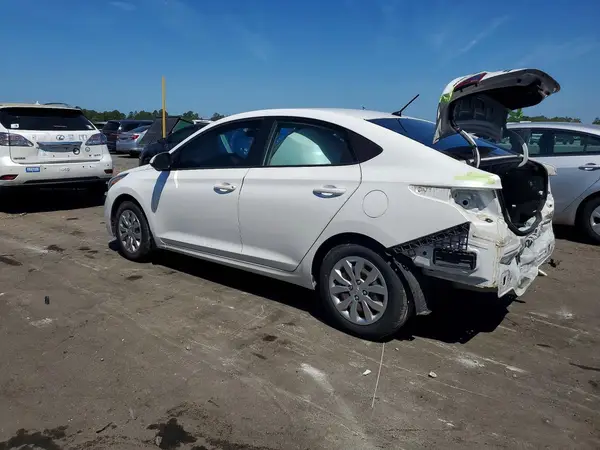 3KPC24A39JE033594 2018 HYUNDAI ACCENT - Image 2