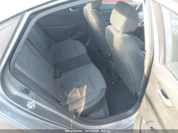 3KPC24A39JE034051 2018 HYUNDAI ACCENT - Image 8