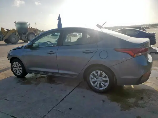 3KPC24A39KE039476 2019 HYUNDAI ACCENT - Image 2
