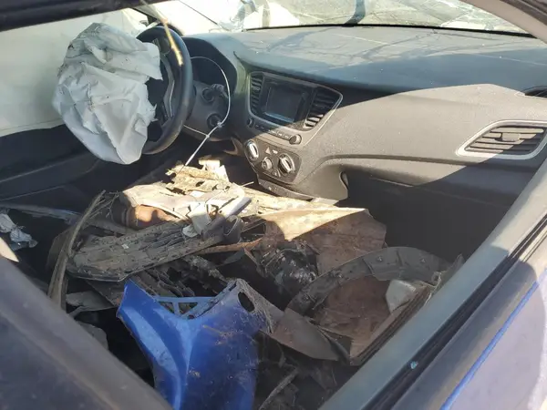3KPC24A39KE054561 2019 HYUNDAI ACCENT - Image 8