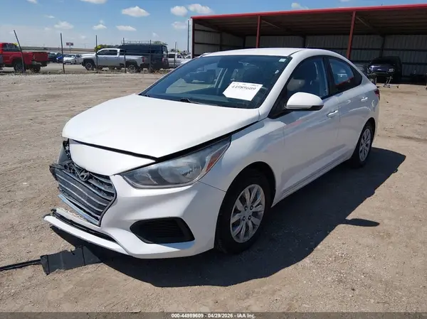 3KPC24A39KE056911 2019 HYUNDAI ACCENT - Image 2