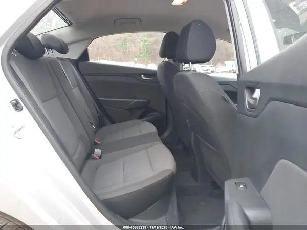 3KPC24A39KE056925 2019 HYUNDAI ACCENT - Image 8