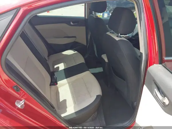 3KPC24A39KE061252 2019 HYUNDAI ACCENT - Image 8