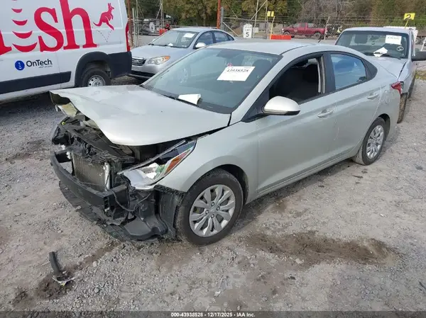 3KPC24A39KE061865 2019 HYUNDAI ACCENT - Image 2