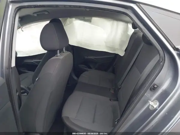 3KPC24A39KE067472 2019 HYUNDAI ACCENT - Image 8
