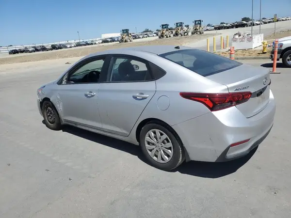 3KPC24A39KE068718 2019 HYUNDAI ACCENT - Image 2