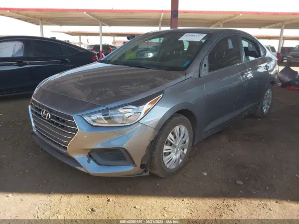 3KPC24A39KE069612 2019 HYUNDAI ACCENT - Image 2