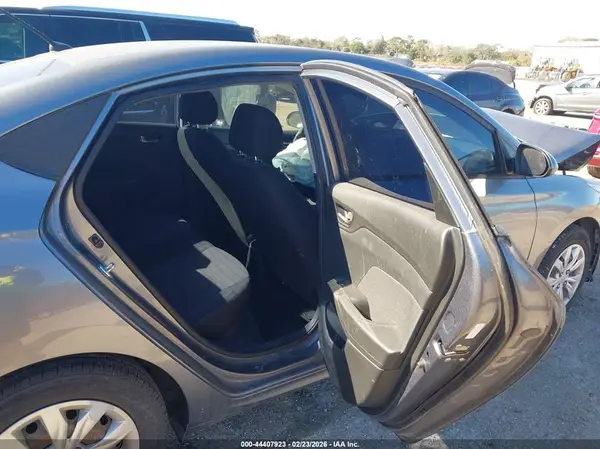 3KPC24A39KE071019 2019 HYUNDAI ACCENT - Image 8