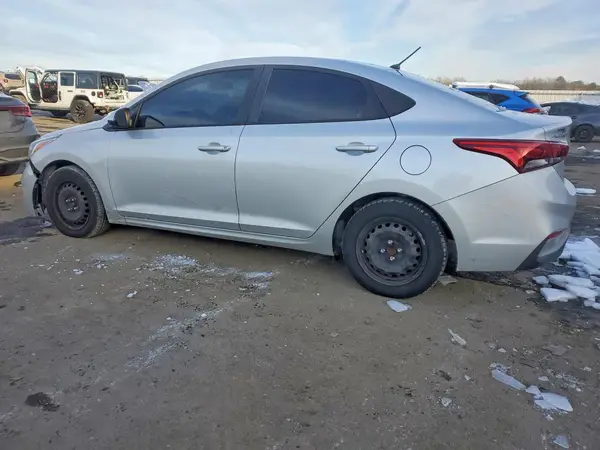 3KPC24A39KE071196 2019 HYUNDAI ACCENT - Image 2