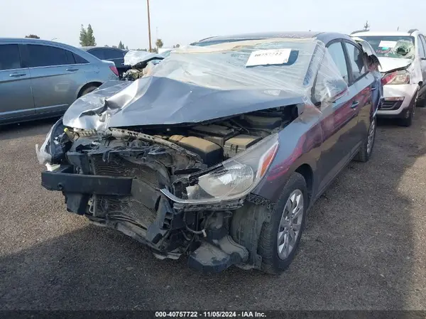 3KPC24A39KE071585 2019 HYUNDAI ACCENT - Image 2