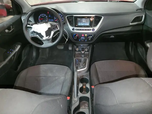 3KPC24A39KE076401 2019 HYUNDAI ACCENT - Image 8