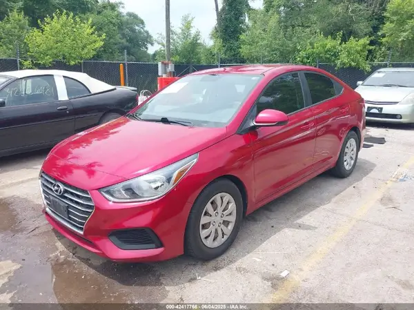 3KPC24A39KE076432 2019 HYUNDAI ACCENT - Image 2