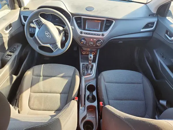3KPC24A39KE076575 2019 HYUNDAI ACCENT - Image 8