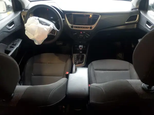 3KPC24A39KE077404 2019 HYUNDAI ACCENT - Image 8