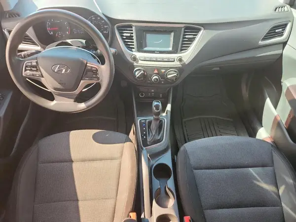 3KPC24A39KE077757 2019 HYUNDAI ACCENT - Image 8