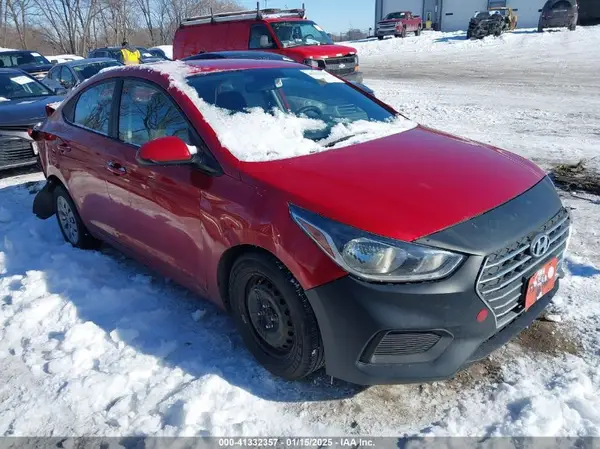 3KPC24A39KE079802 2019 HYUNDAI ACCENT - Image 1