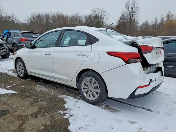 3KPC24A39KE080979 2019 HYUNDAI ACCENT - Image 2