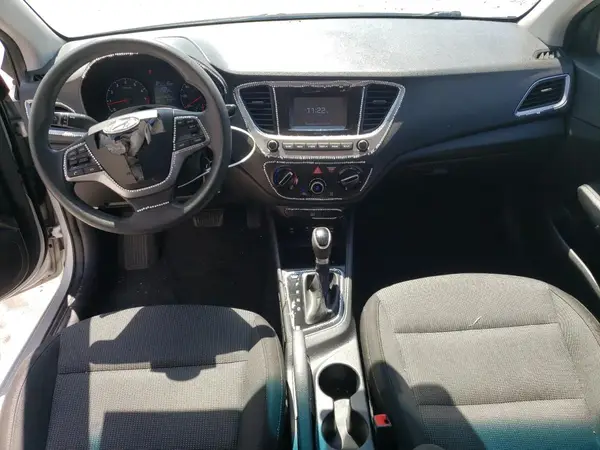 3KPC24A3XJE005674 2018 HYUNDAI ACCENT - Image 8