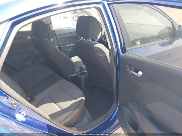 3KPC24A3XJE006629 2018 HYUNDAI ACCENT - Image 8