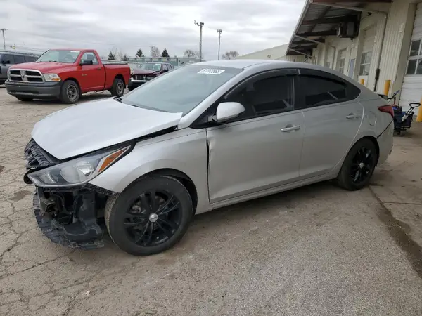 3KPC24A3XJE007375 2018 HYUNDAI ACCENT - Image 1