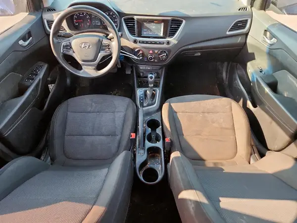 3KPC24A3XJE011944 2018 HYUNDAI ACCENT - Image 8