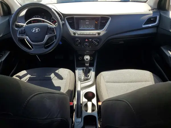 3KPC24A3XJE012219 2018 HYUNDAI ACCENT - Image 8