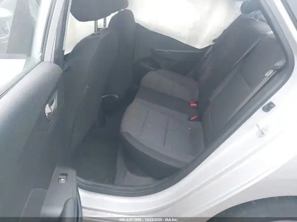 3KPC24A3XJE018070 2018 HYUNDAI ACCENT - Image 8