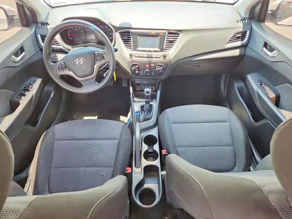 3KPC24A3XJE020790 2018 HYUNDAI ACCENT - Image 8