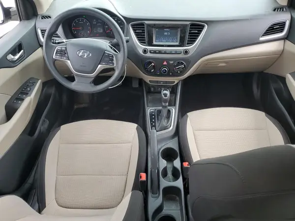 3KPC24A3XJE021356 2018 HYUNDAI ACCENT - Image 8