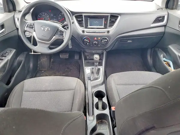 3KPC24A3XJE021521 2018 HYUNDAI ACCENT - Image 8