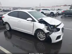 3KPC24A3XJE021633 2018 HYUNDAI ACCENT