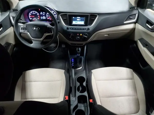 3KPC24A3XJE022314 2018 HYUNDAI ACCENT - Image 8