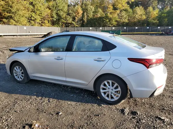 3KPC24A3XJE022362 2018 HYUNDAI ACCENT - Image 2