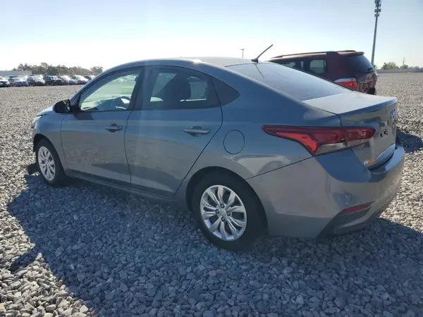 3KPC24A3XJE022488 2018 HYUNDAI ACCENT - Image 2