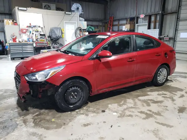 3KPC24A3XJE023883 2018 HYUNDAI ACCENT - Image 1