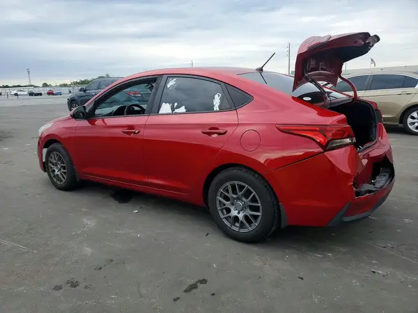 3KPC24A3XJE024368 2018 HYUNDAI ACCENT - Image 2