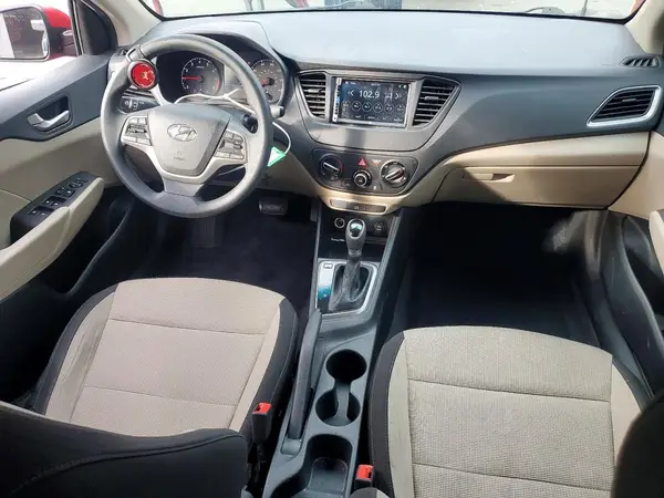 3KPC24A3XJE024368 2018 HYUNDAI ACCENT - Image 8