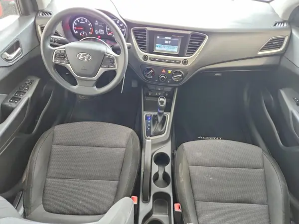 3KPC24A3XJE025259 2018 HYUNDAI ACCENT - Image 8
