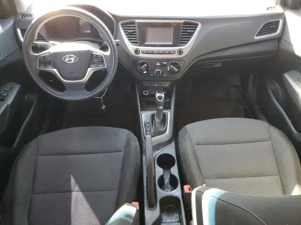 3KPC24A3XJE026489 2018 HYUNDAI ACCENT - Image 8