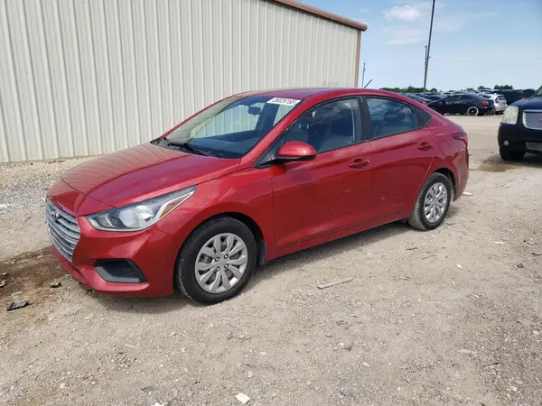 3KPC24A3XJE028906 2018 HYUNDAI ACCENT - Image 1