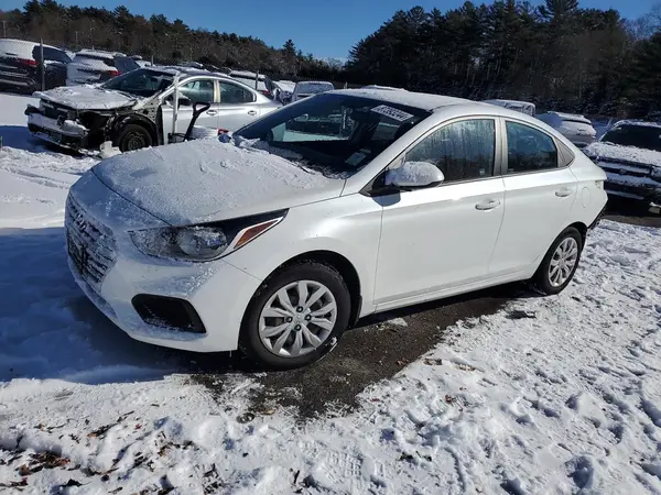 3KPC24A3XJE035404 2018 HYUNDAI ACCENT - Image 1