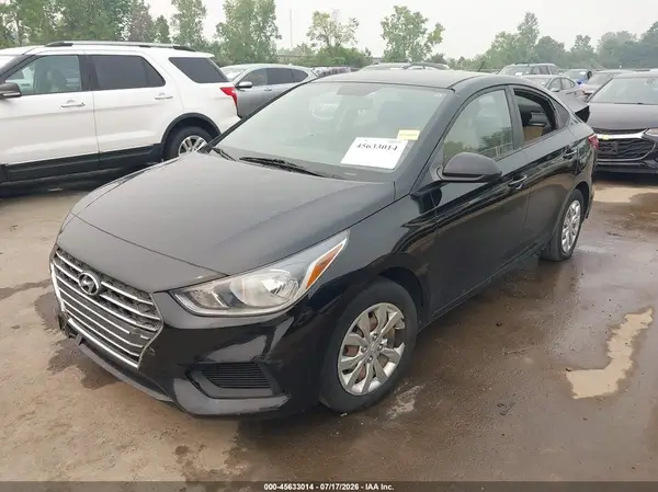 3KPC24A3XKE038921 2019 HYUNDAI ACCENT - Image 2