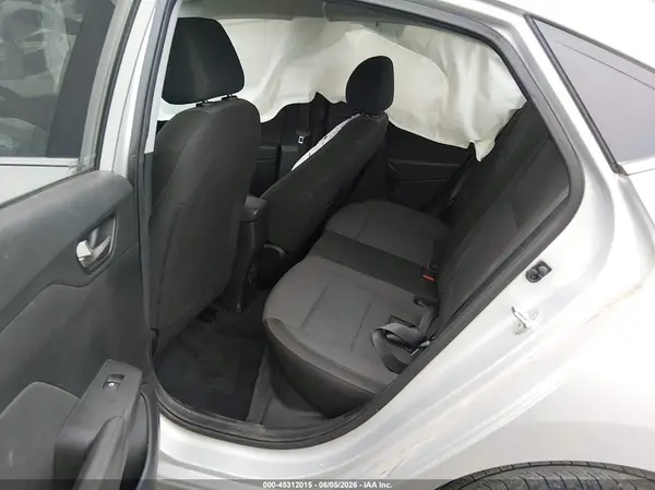 3KPC24A3XKE039745 2019 HYUNDAI ACCENT - Image 8