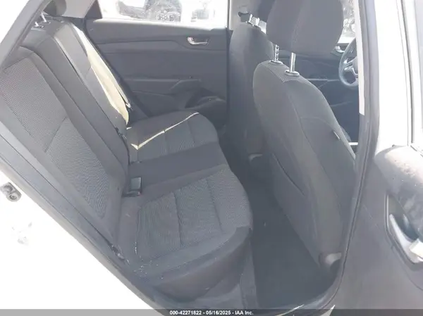 3KPC24A3XKE041365 2019 HYUNDAI ACCENT - Image 8