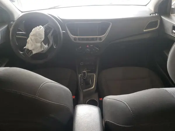 3KPC24A3XKE046646 2019 HYUNDAI ACCENT - Image 8