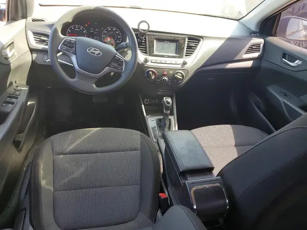 3KPC24A3XKE047568 2019 HYUNDAI ACCENT - Image 8