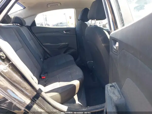 3KPC24A3XKE049546 2019 HYUNDAI ACCENT - Image 8