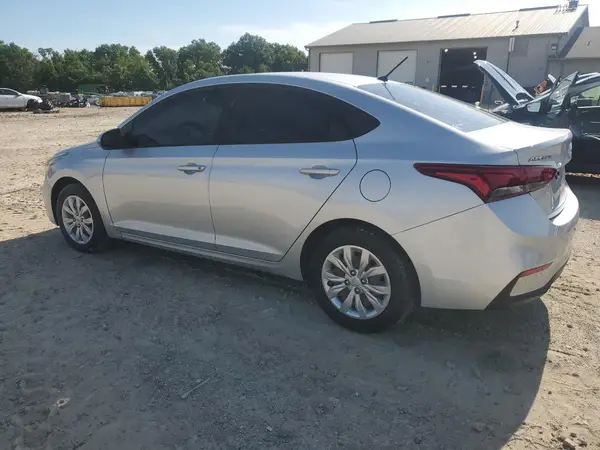 3KPC24A3XKE050423 2019 HYUNDAI ACCENT - Image 2